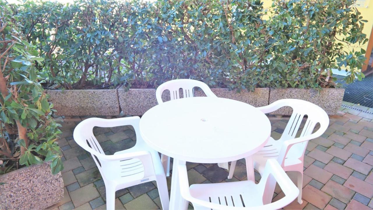 Condominio Biloba-Gemini Bibione Eksteriør billede